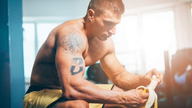 Ăn chuối trước khi tập gym để có năng lượng bền bỉ và hiệu suất cao trong buổi tập